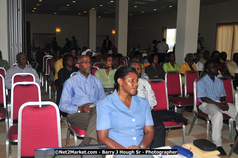 Investments & Business Forum 2008 & Expo - Brand Hanover - Keynote Speaker: Honourable Edmund Bartlett - Minister of Tourism - Hanover Jamaica Travel Guide - Lucea Jamaica Travel Guide is an Internet Travel - Tourism Resource Guide to the Parish of Hanover and Lucea area of Jamaica - http://www.hanoverjamaicatravelguide.com - http://.www.luceajamaicatravelguide.com